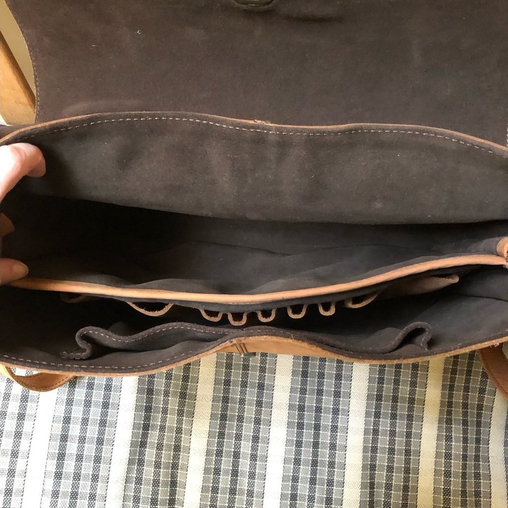 BUFFALO JACKSON TRADING CO. Denver Leather Messenger Laptop Bag Brown - Picture 9 of 14